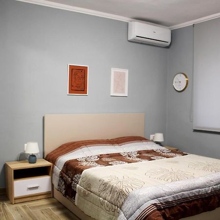 2V1 - Blloku Bkt Apartment Tirana Exterior photo