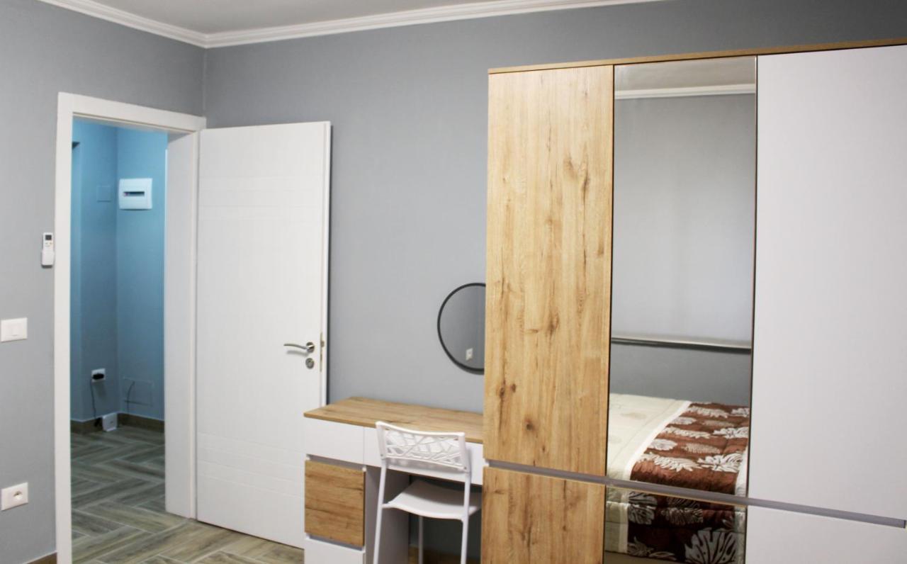 2V1 - Blloku Bkt Apartment Tirana Exterior photo